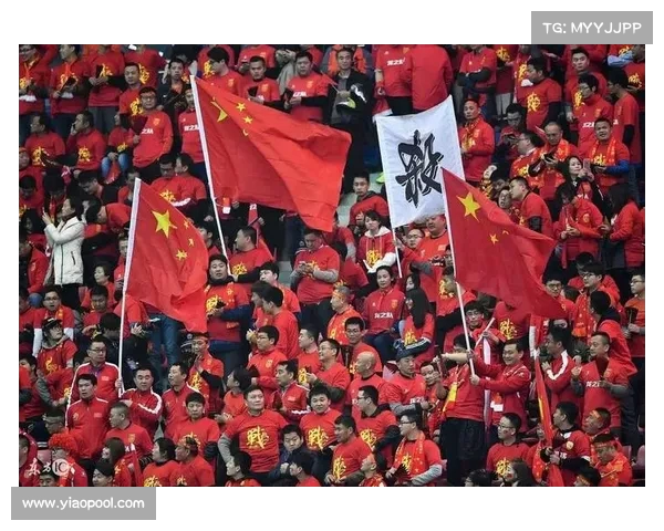 90 分钟擂鼓助威,国足球迷哽咽:为了中国队,我值! 90 分钟擂鼓助威,国足球迷哽咽:为了中国队,我值!